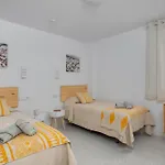 Premium Oldtown House 