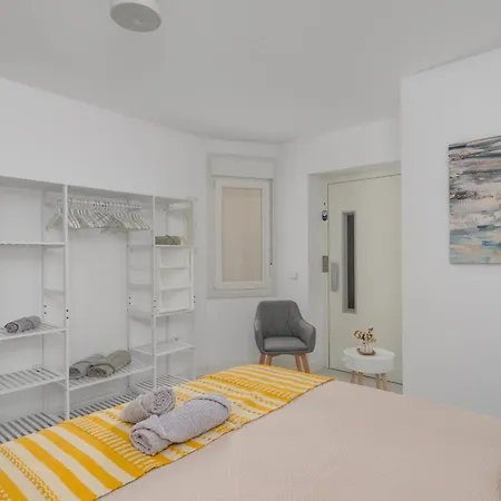 Premium Oldtown House 