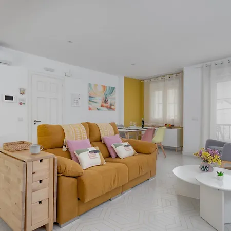 Premium Oldtown House 