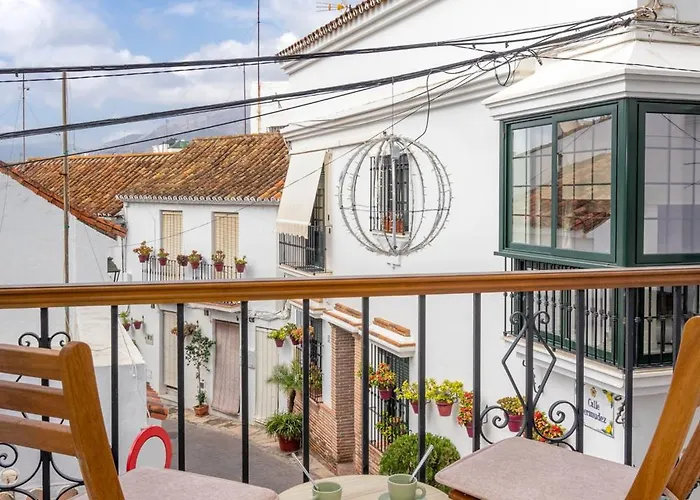 Premium Oldtown House 