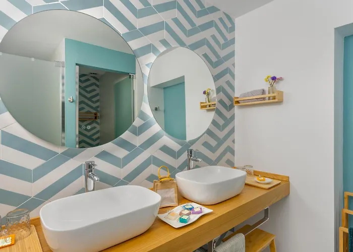 Premium Oldtown House 