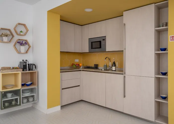 Premium Oldtown House 