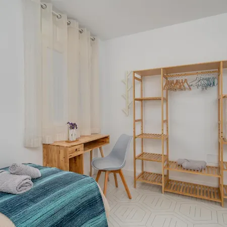 Premium Oldtown House 